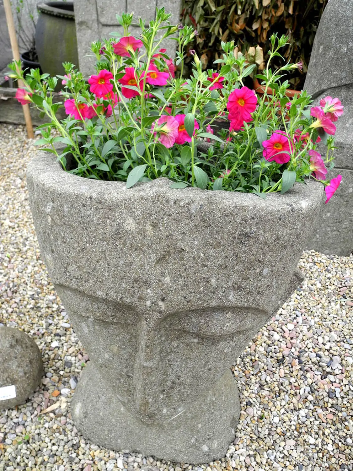  Product image 3 of the product “Abstract head hollowed out for plant, 80 cm height natural stone (Basanit), ”